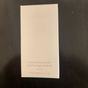 New Jouer Mineral Oil Free Face Powder. Color is perle fonce